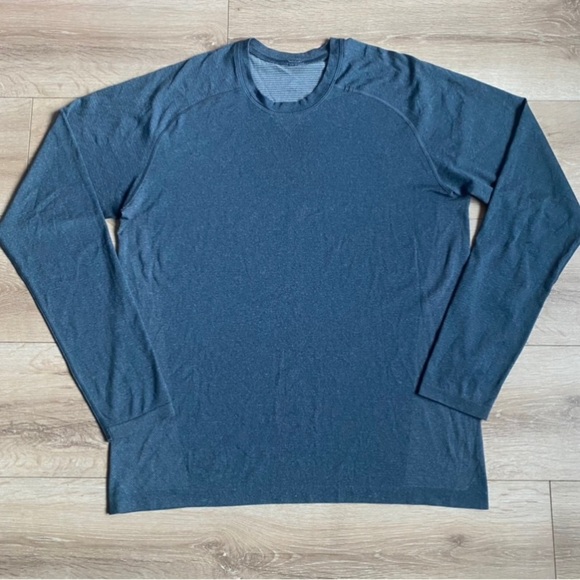 Lululemon Metal Vent Tech Long Sleeve base layer  Iron Blue size large - Picture 5 of 11